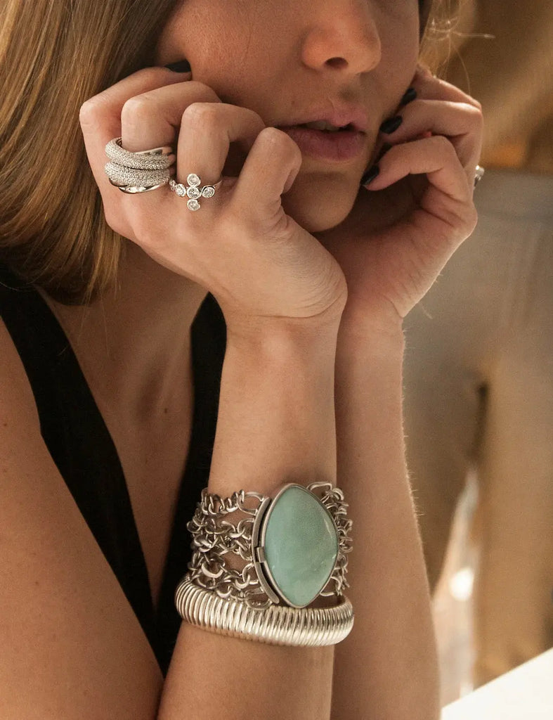 Elevate Your Look How to Style Tahitian Pearls for Any Occasion