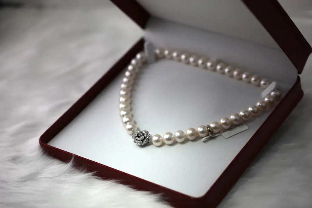 Essential Tips for Shopping Tahitian Pearls Online