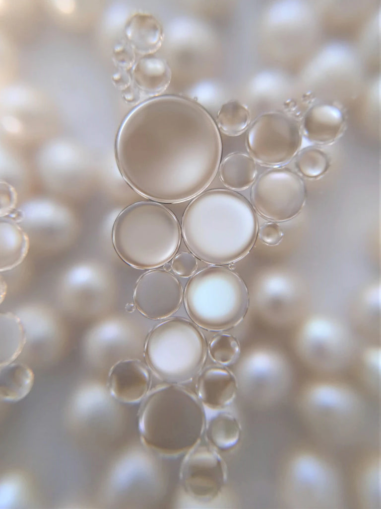 The Allure of Tahitian Pearls in Global High Fashion