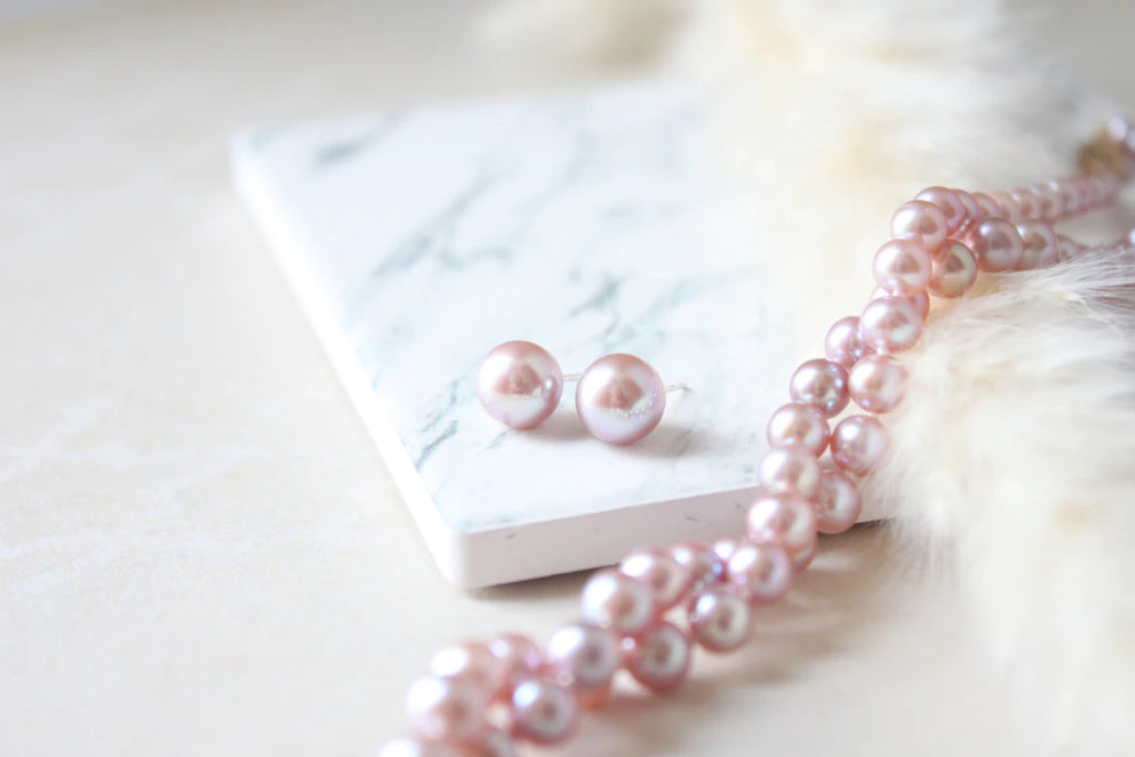 The Alluring Journey of Tahitian Pearls Ocean to Jewelry