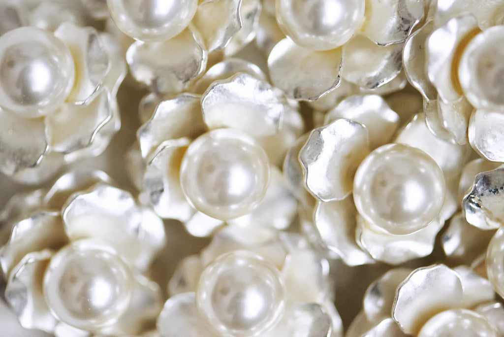 Celebrity Influences Tahitian Pearls in the Spotlight