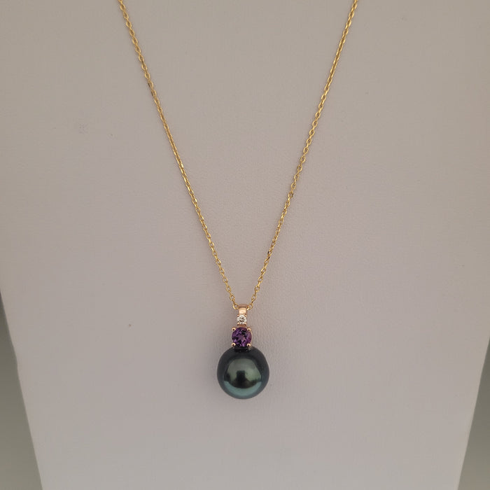 Tahti Pearl, Diamond, Amethyst, 18K Gold Pendant Necklace