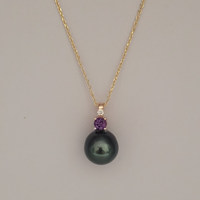 Tahti Pearl, Diamond, Amethyst, 18K Gold Pendant Necklace