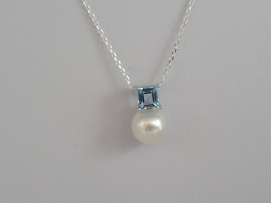 South Sea Pearl, Precious Stone  London Blue Topaz, 18K White Gold |  The South Sea Pearl |  The South Sea Pearl