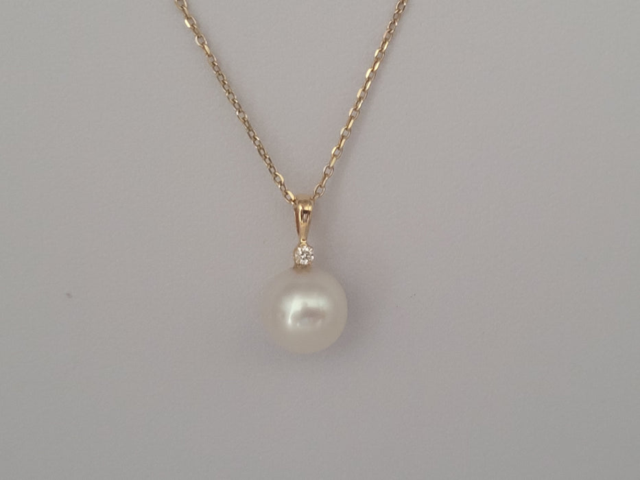 Hangerketting van een witte Zuidzeeparel AAA, diamant en 18K geel goud