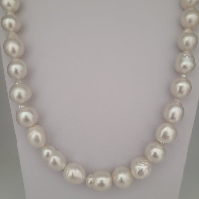 White South Sea  Pearls 10-12 mm Very High Luster 18K Gold Clasp