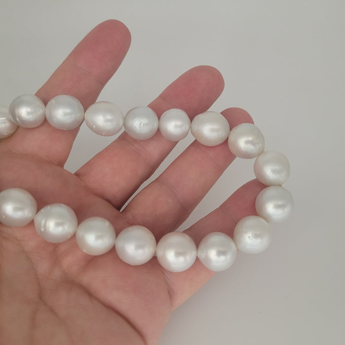 South Sea Pearls 10-13 mm Semi-Round 18K Gol Clasp