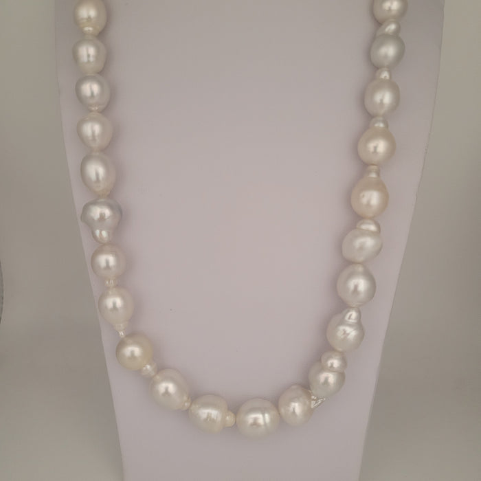 White South Sea Pearls Baroque Shape 11-13 mm 18K Gold Clasp
