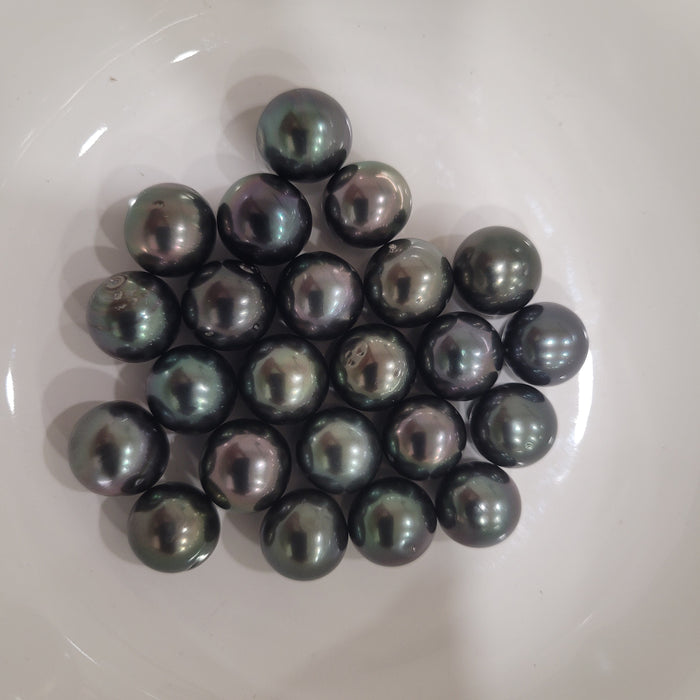 Tahiti Pearls 11 mm Round Dark Multicolor & Very High Luster