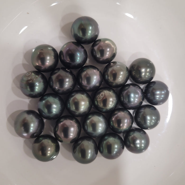 Tahiti Pearls 11 mm Round Dark Multicolor & Very High Luster
