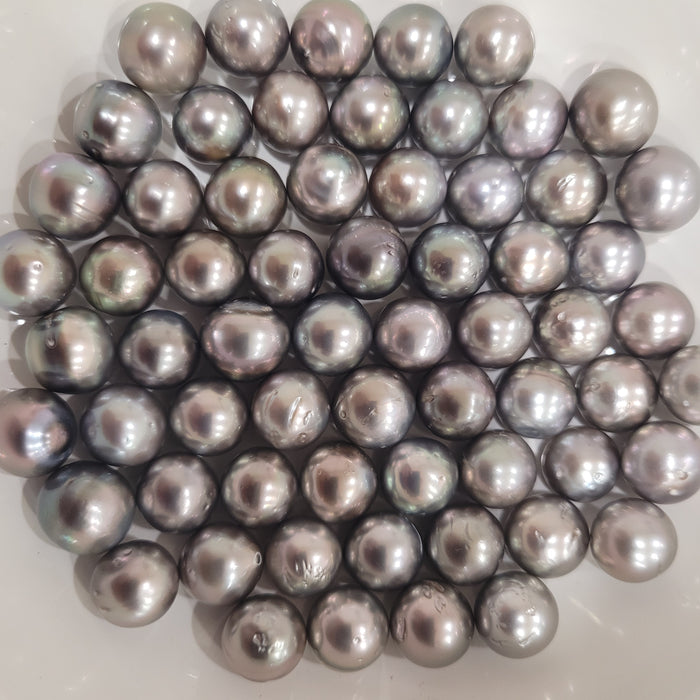 Tahiti Pearls 9-10 mm Silver Color Very High Luster (Pinctada margaritifera) — The South Sea Pearl