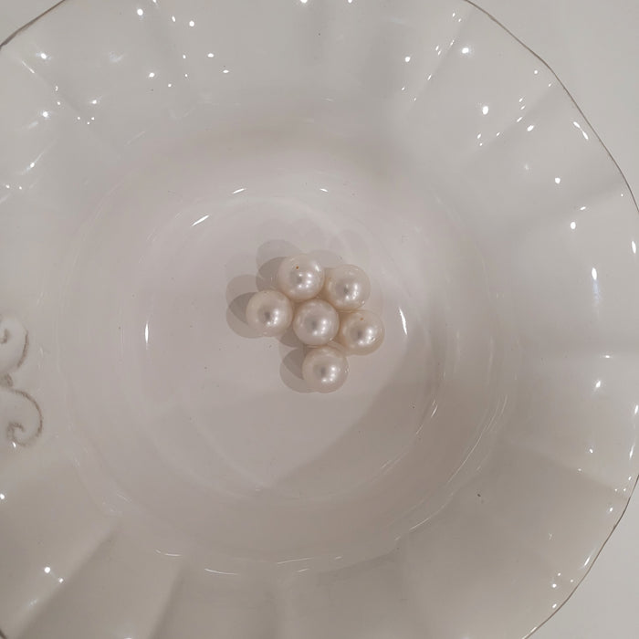 White South Sea Pearl 13 mm Round Grade 1