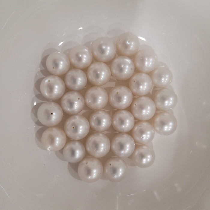 White South Sea Pearls 11 - 12 mm Round Grade 1