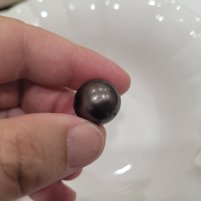 Tahiti Pearl Large 17 mm Dark Color High Luster