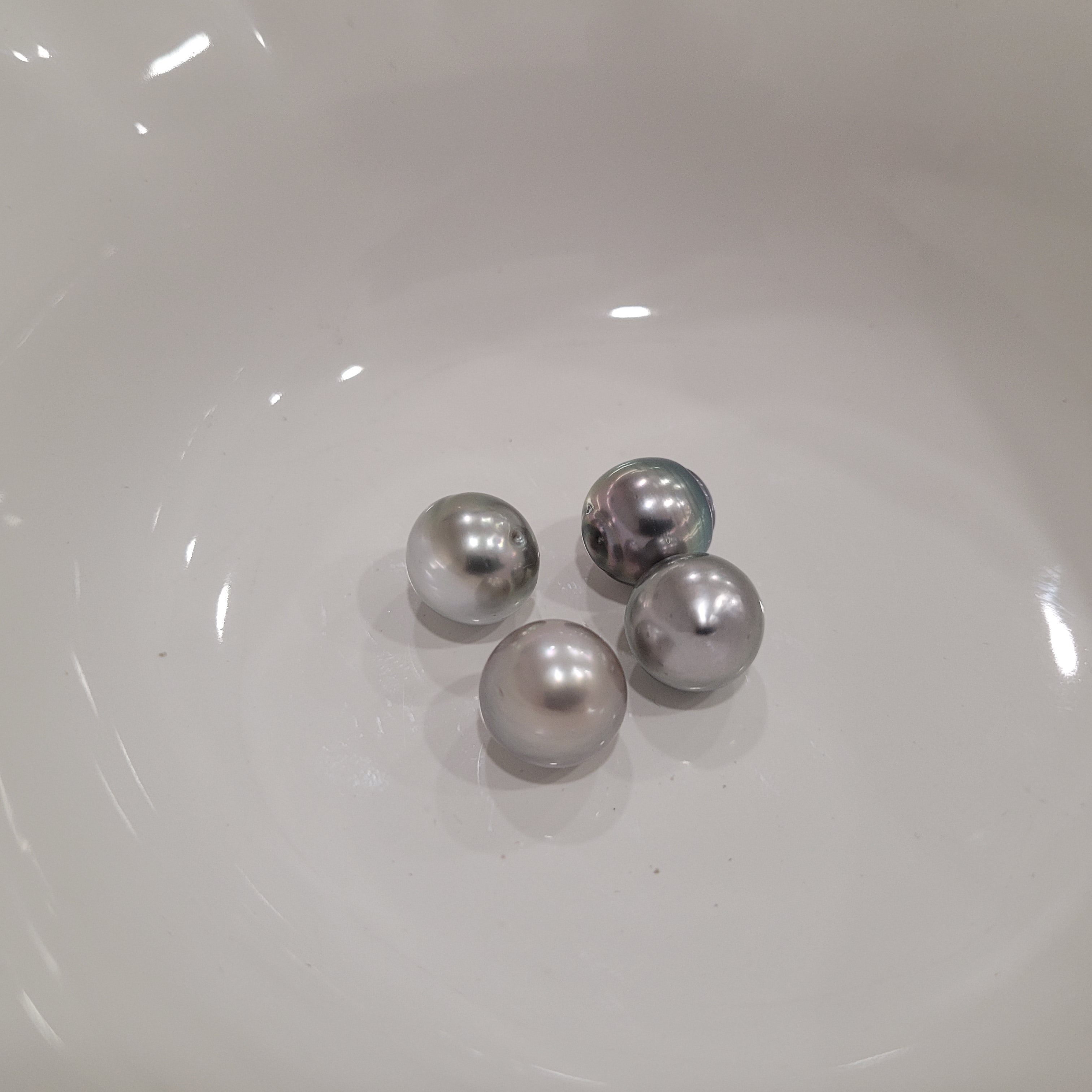 Tahiti Pearls 12 mm, Silver Color, High Luster