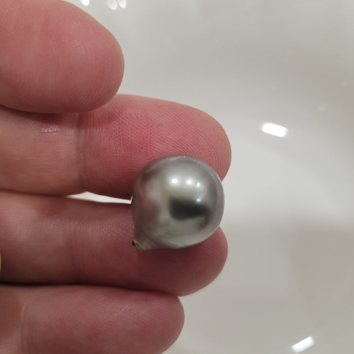 14 mm Tahiti Pearl, Light Silver Color, High Luster