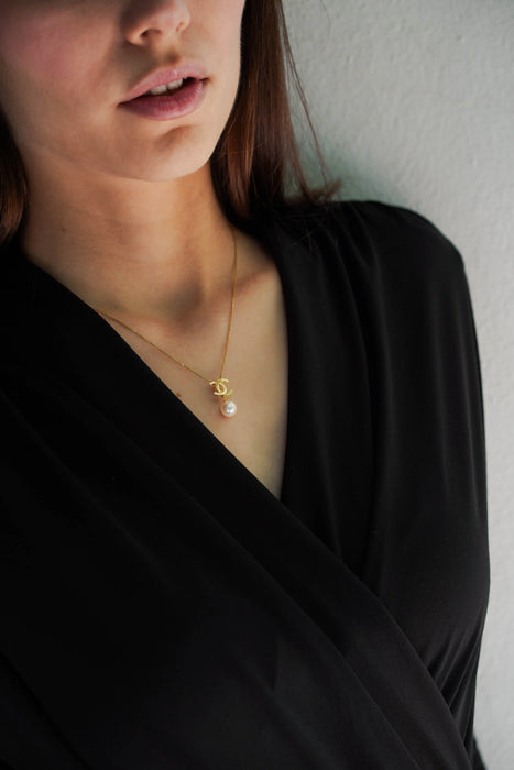 Akoya Cultured Pearl Earrings in Silver 925 Gold Plated |  The South Sea Pearl |  The South Sea Pearl