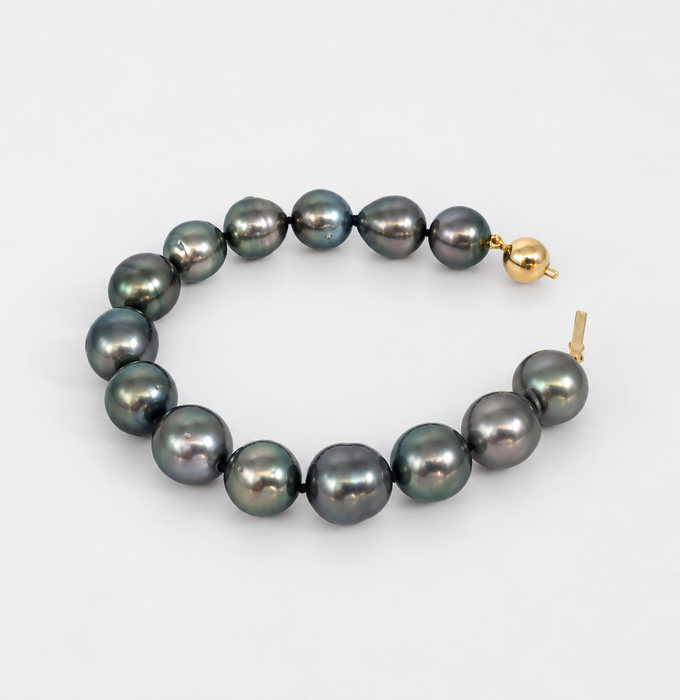 Tahitiparel armband, 11–12 mm, donkere kleur, in 18-karaats goud