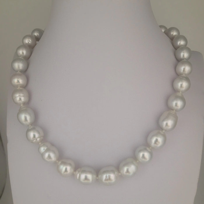 South Sea Pearls 10-11 mm White Color Very High Luster 18K Gold Clasp | The South Sea Pearl |  The South Sea Pearl
