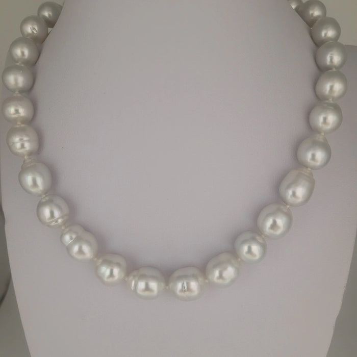 South Sea Pearls 10-11 mm White Color Very High Luster 18K Gold Clasp | The South Sea Pearl |  The South Sea Pearl