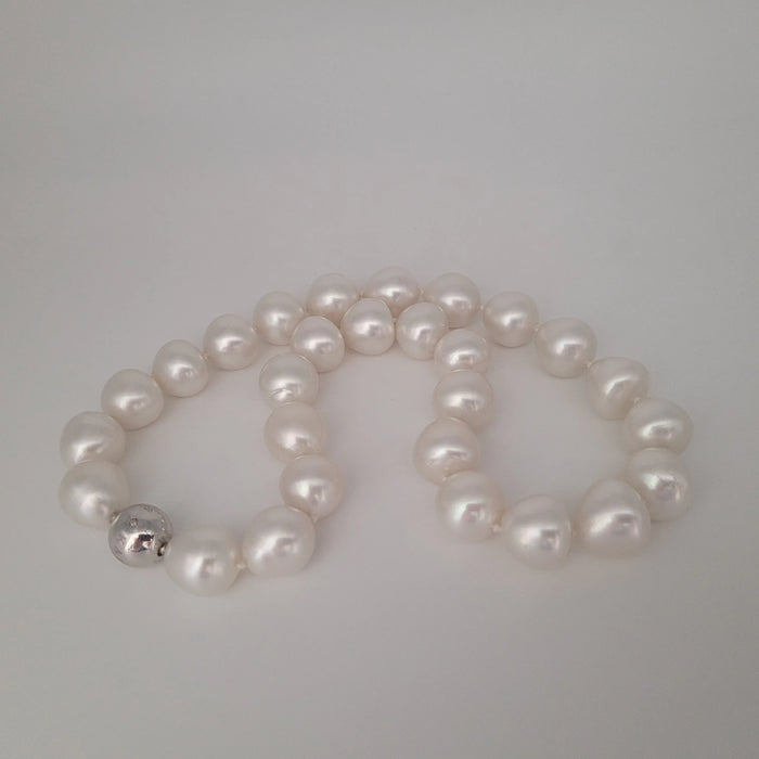South Sea Pearls Necklace 13-14 mm Very High Luster 18K Gold Clasp | The South Sea Pearl |  The South Sea Pearl