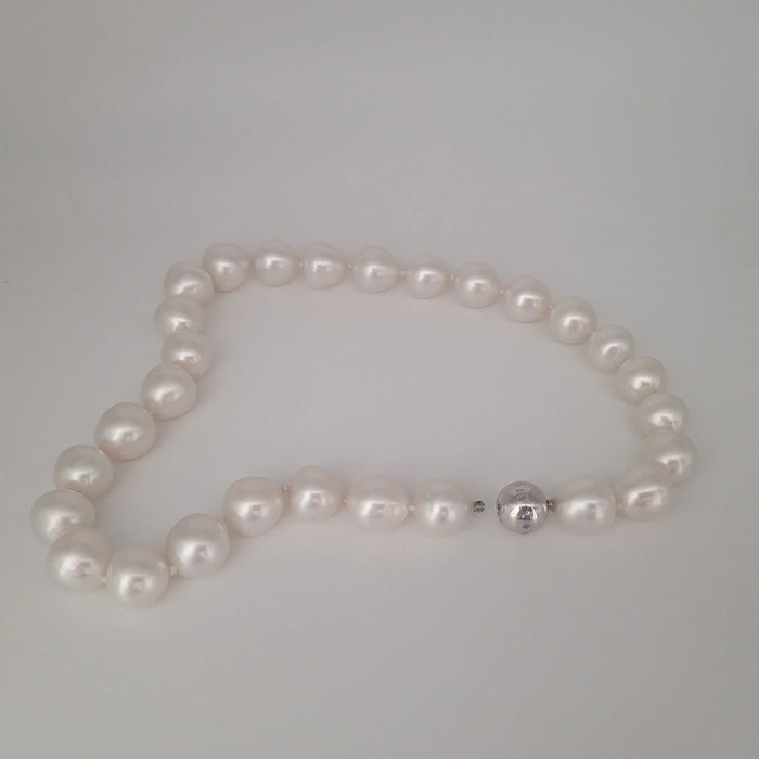 South Sea Pearls Necklace 13-14 mm Very High Luster 18K Gold Clasp | The South Sea Pearl |  The South Sea Pearl