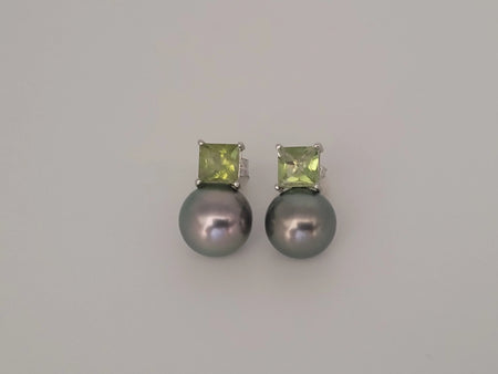 Stud Earrings Tahit Pearls 9 mm AAA, Precious Stones, 18K Solid Gold | The South Sea Pearl |  The South Sea Pearl