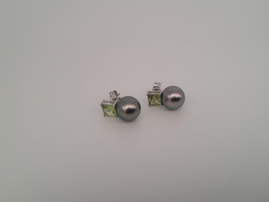 Stud Earrings Tahit Pearls 9 mm AAA, Precious Stones, 18K Solid Gold | The South Sea Pearl |  The South Sea Pearl