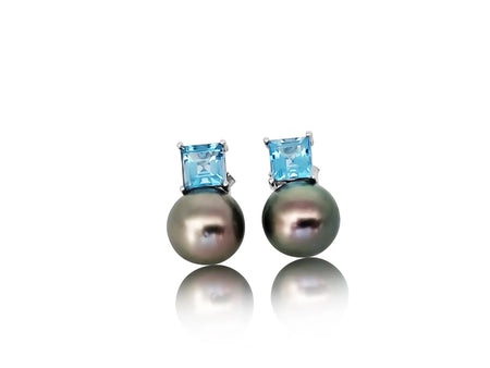 Stud Earrings of a Tahiti Pearls AAA Quality, size 9 mm, Precious Stones, 18K Solid Gold | The South Sea Pearl |  The South Sea Pearl