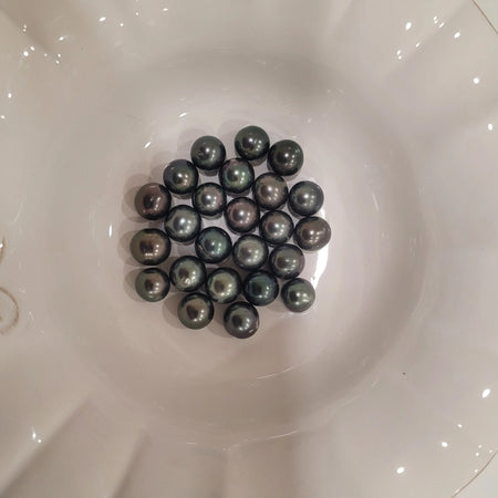 Tahiti Loose Pearls 11-12 mm Dark Color Very High Luster |  The South Sea Pearl |  The South Sea Pearl