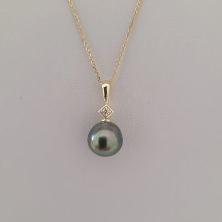 Tahiti Pearl 9-10 mm AAA dark color and very  high Luster | The South Sea Pearl |  The South Sea Pearl