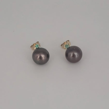 Tahiti Pearl 9 mm round, Yellow Gold 9K,  Emeralds Precious Stones | The South Sea Pearl |  The South Sea Pearl