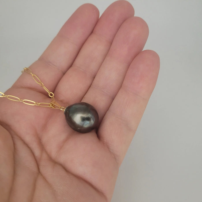 Tahiti Pearl Tear-Drop 17 x 15 mm Dark Color Pendant Necklace | The South Sea Pearl |  The South Sea Pearl