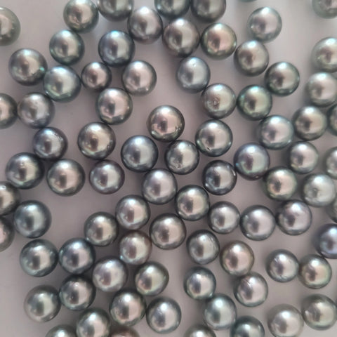 Loose dark Tahitian cultured pearls 10mm round (Pinctada margaritifera) — The South Sea Pearl