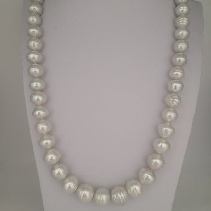 White South Sea Pearls 10-13 mm Very High Luster 18K Gold Clasp | The South Sea Pearl |  The South Sea Pearl