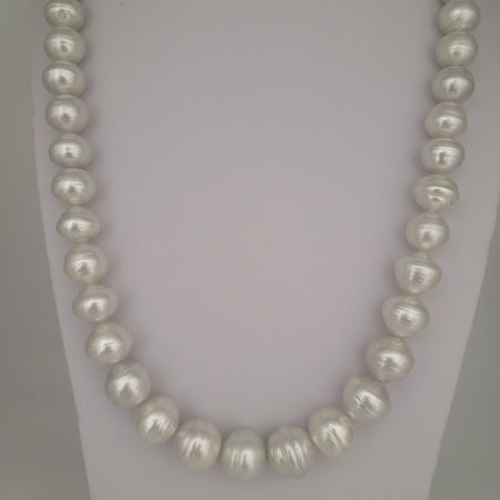 White South Sea Pearls 10-13 mm Very High Luster 18K Gold Clasp | The South Sea Pearl |  The South Sea Pearl