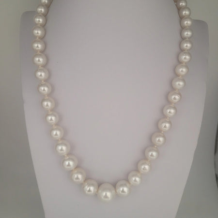 White South Sea Pearls Near-Round High Luster 18K Gold Clasp | The South Sea Pearl |  The South Sea Pearl