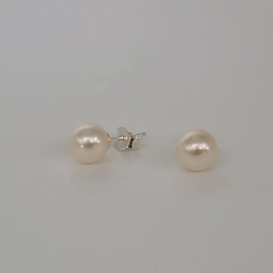 Akoya-parel oorbellen in sterling 925 zilver — maten 7–9 mm