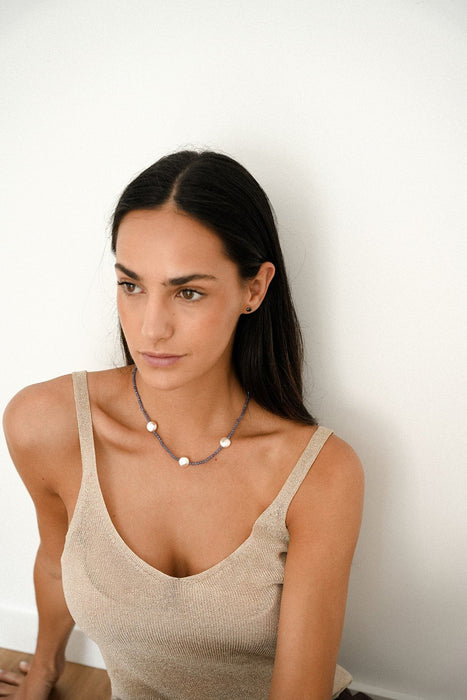 Collar de Tanzanita de 3 mm redonda tallada con Perlas Cultivadas, Cierre de Oro 18K - MIMUKA