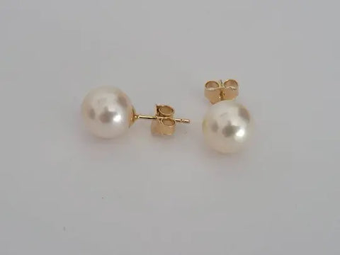 18K Akoya Pearl Earrings from Japan, manufactured in 18 Karats Solid Gold - Sizes 7-9mm - The South Sea Pearl