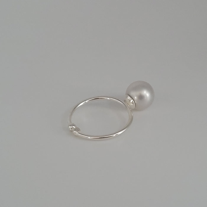 White South Sea Pearl 9 mm Ring Solitaire |  The South Sea Pearl |  The South Sea Pearl