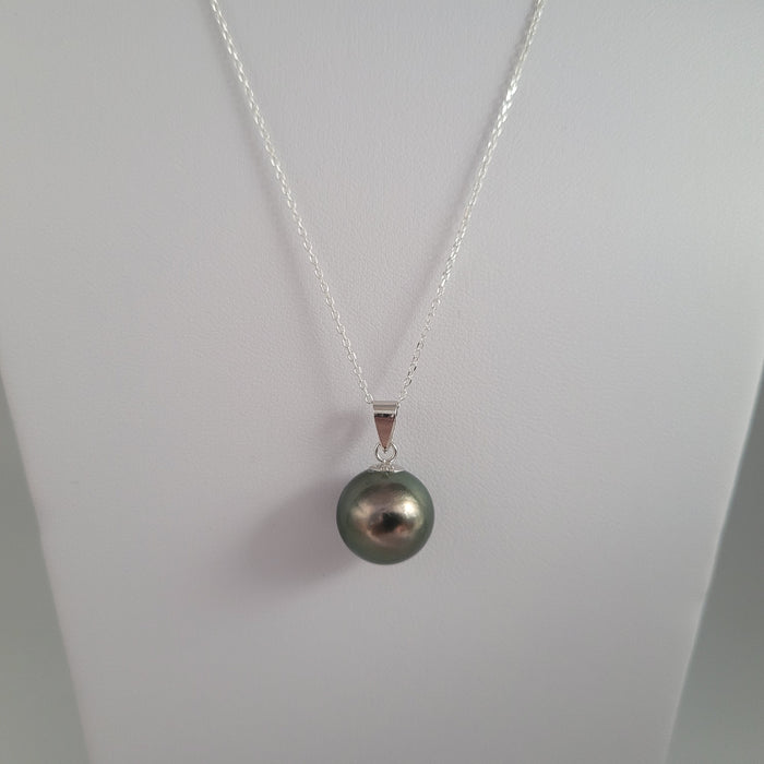 Tahiti Pearl 13.70 mm Pendant |  The South Sea Pearl |  The South Sea Pearl