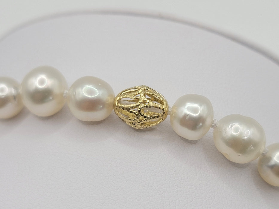 A Bracelet of White South Sea Pearls and 18 karat Solid Gold - Only at  The South Sea Pearl