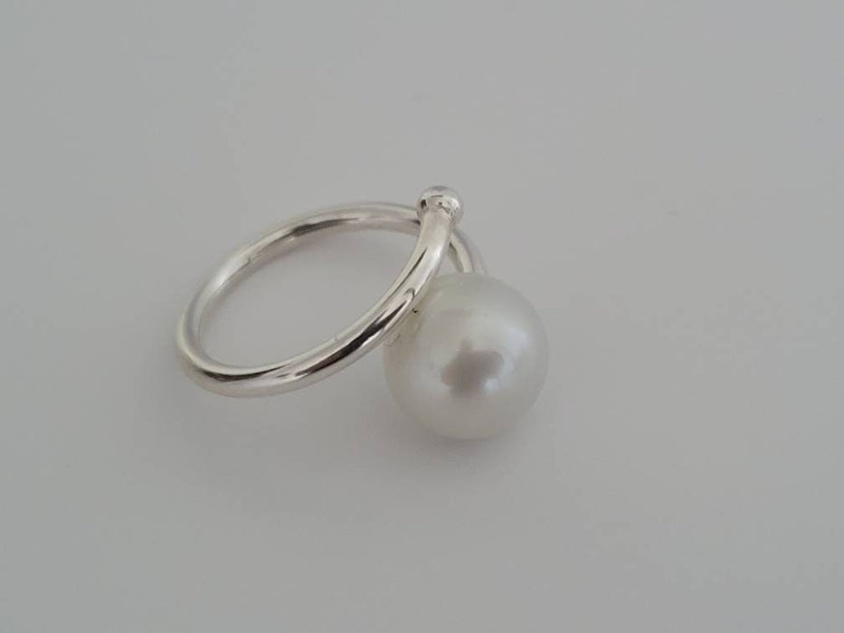 South Sea Pearl 10 mm White, Round Shape. - Only at  The South Sea Pearl