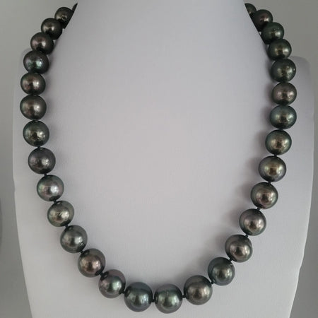 Black store tahitian pearls