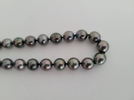 Tahiti Pearl Necklace 10-11.70 mm Round , Naturql Color, 18 Karat Solid Yellow Gold - Only at  The South Sea Pearl