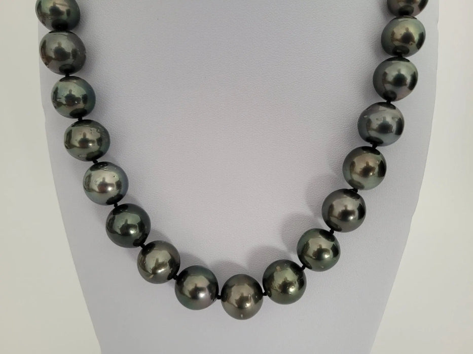 Tahiti Pearls 12-15 mm Natural Dark Color and High Luster - Only at  The South Sea Pearl