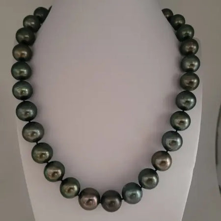 AAA Tahitian Pearl Necklace, Natural Color and High Luster 12-14 mm Round, 18 Karat Solid Gold |  The South Sea Pearl |  The South Sea Pearl