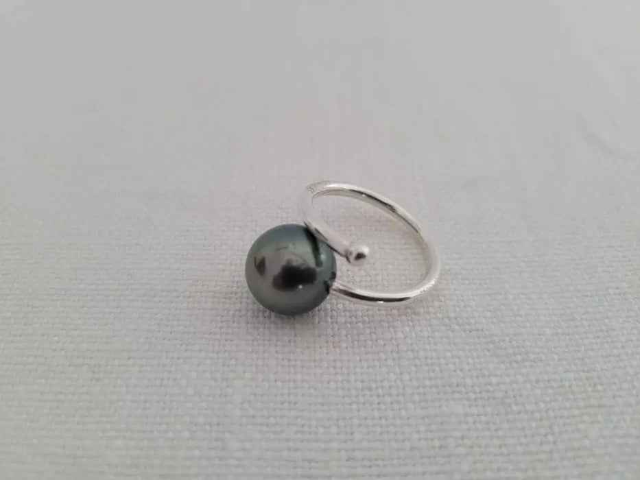 Tahitian Pearl Ring Round Natural Color & Luster 9-10 mm - Only at  The South Sea Pearl
