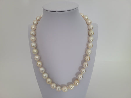 South Sea Pearls 10-12 m Natural Color and High Luster - Only at  The South Sea Pearl